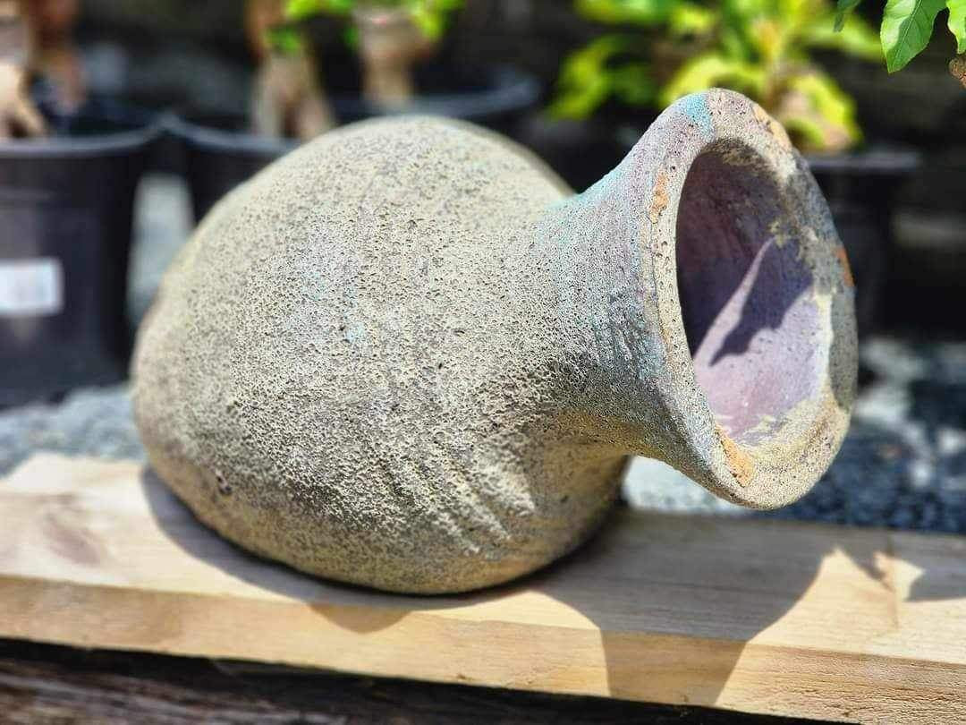 Atlantis On The Side Urn